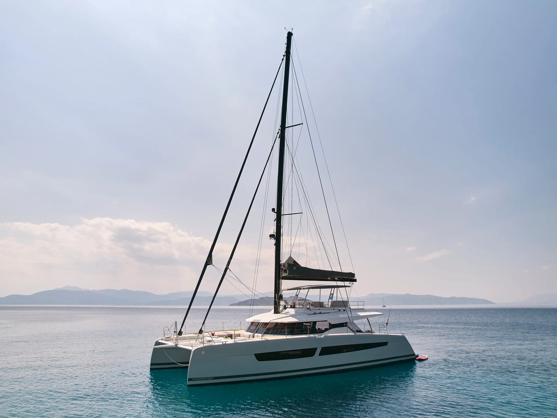 ALEXANDRA II — exterior & interior photo