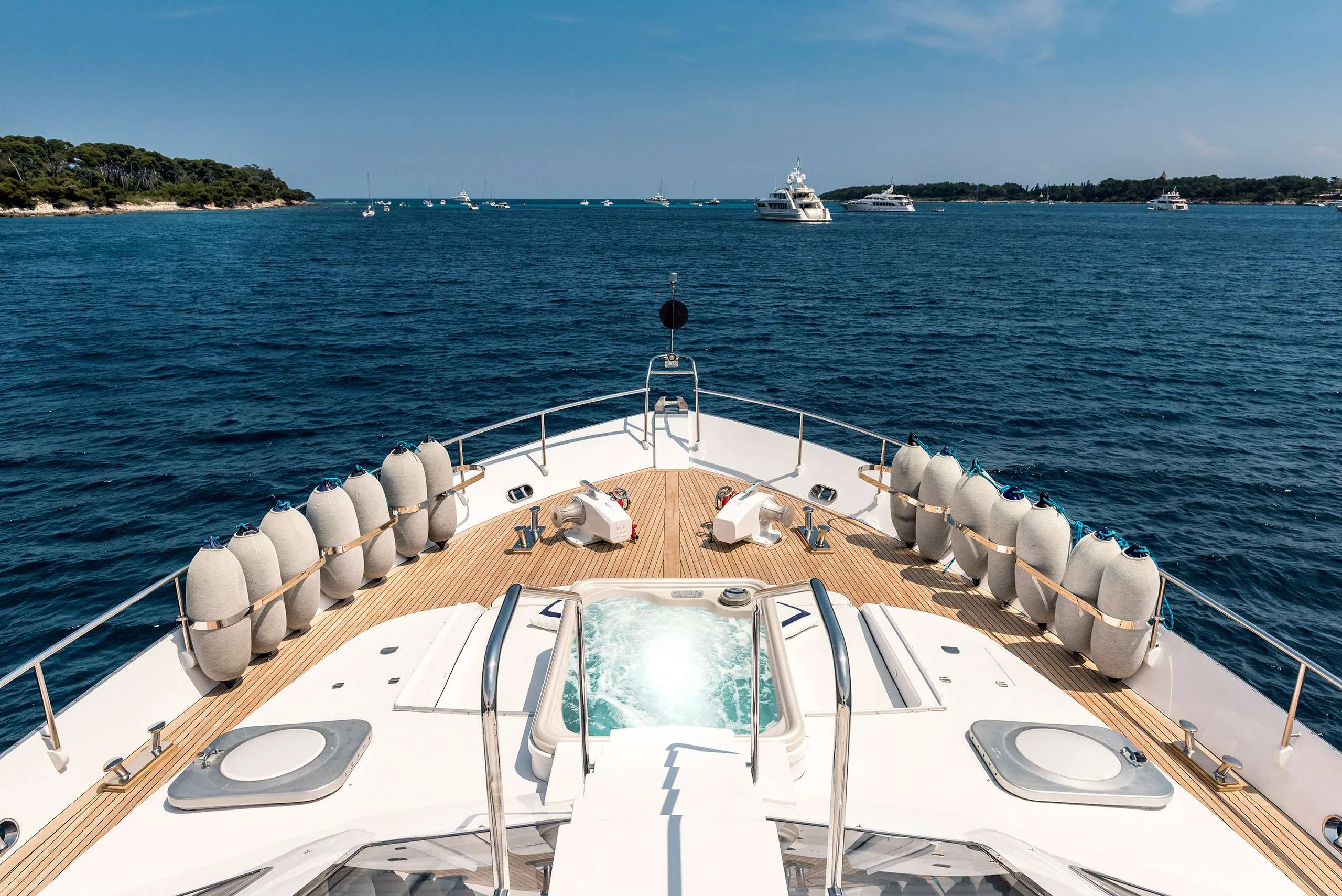 ANTISAN Alalunga motor yacht
