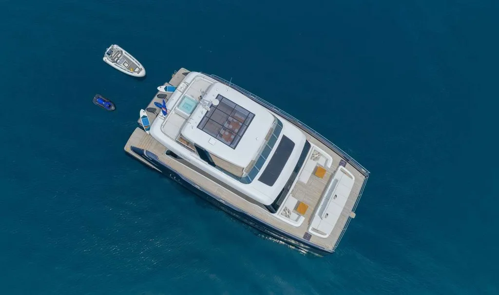 Colibri 24m catamaran charter Costa Rica sunreef yachts