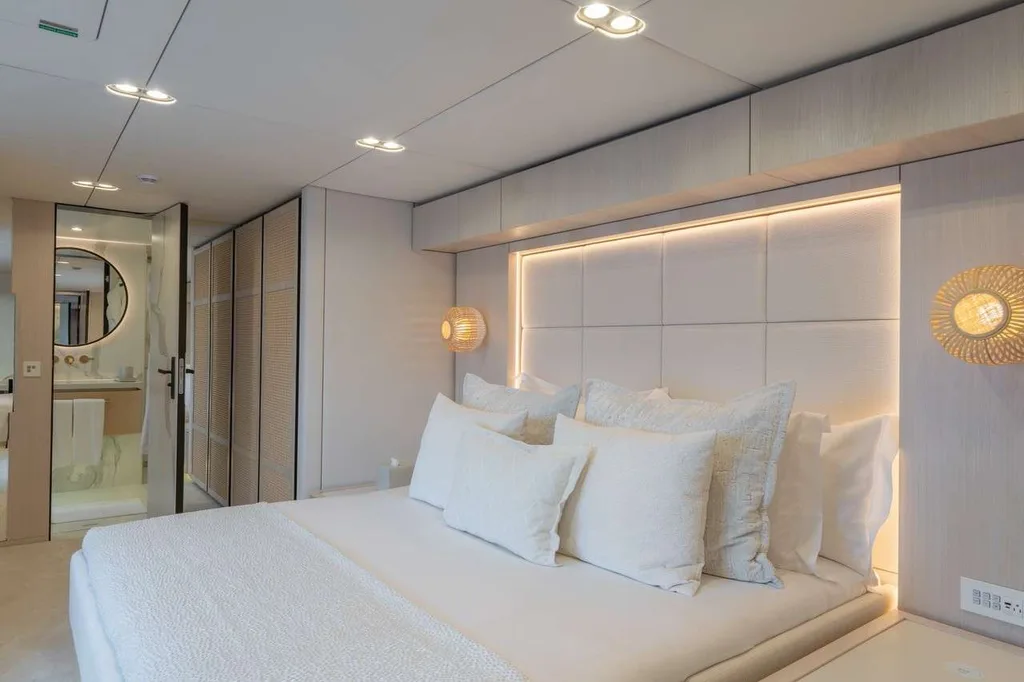 Colibri 24m catamaran charter Costa Rica sunreef yachts