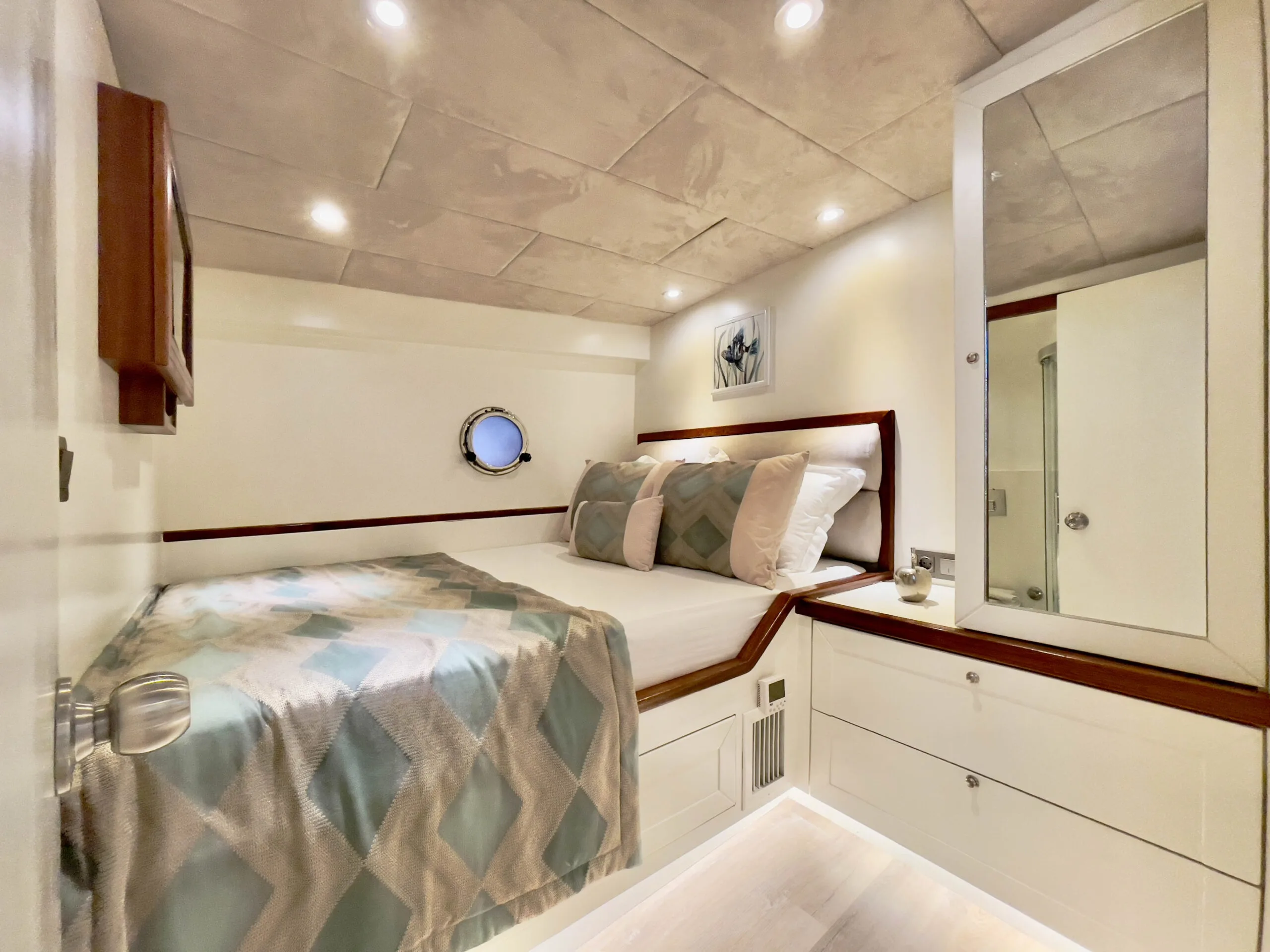 DERYA DENIZ — exterior & interior photo