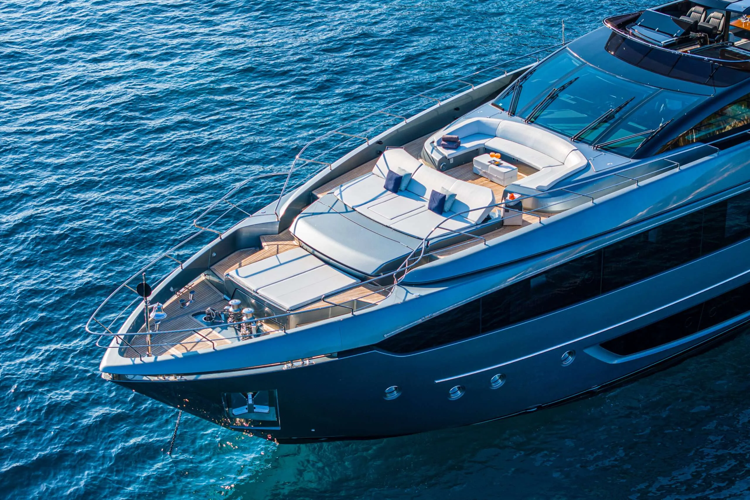 M/Y Figurati
RIVA
Copyright © www.yacht-shot.com