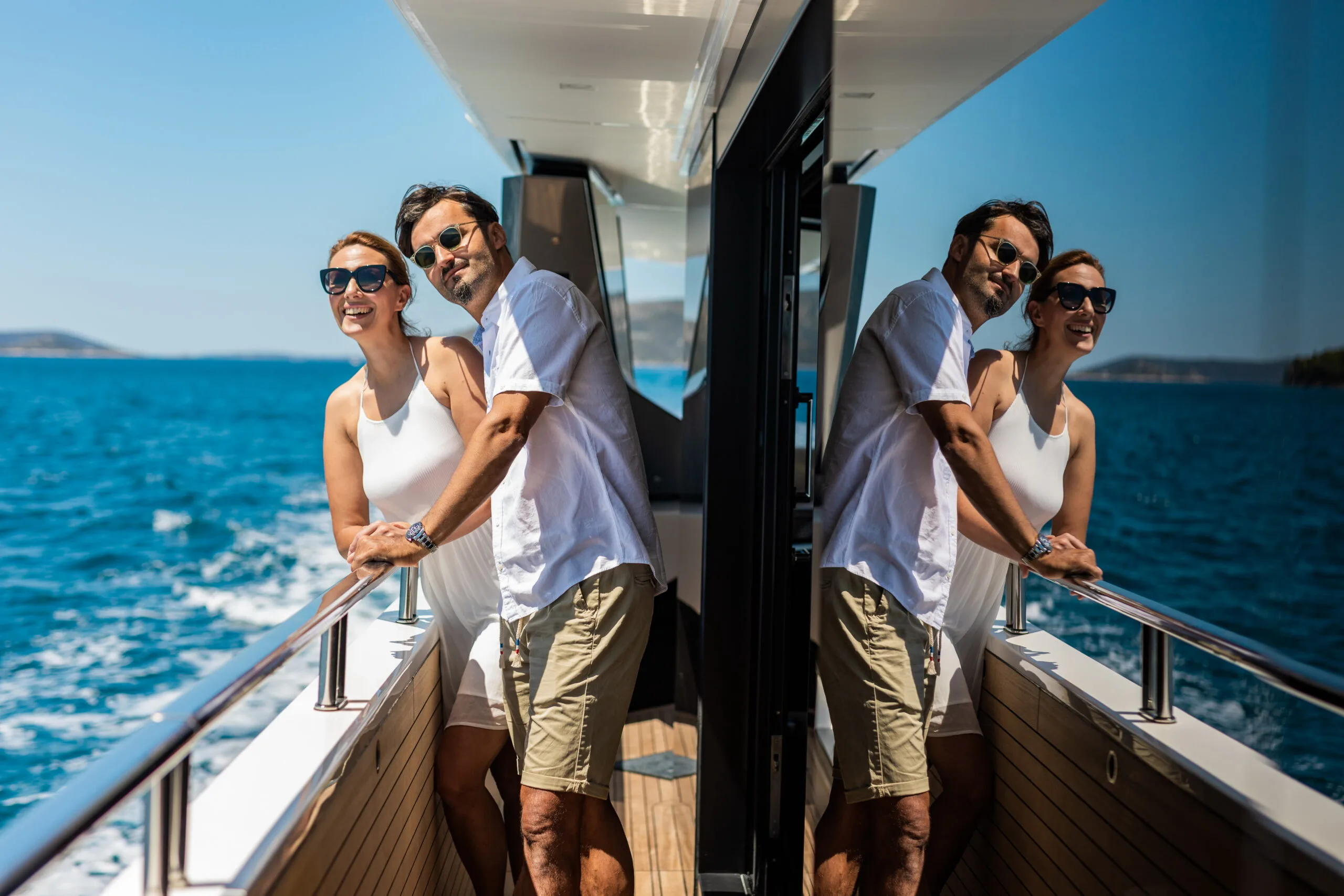 NOOR II — exterior & interior photo