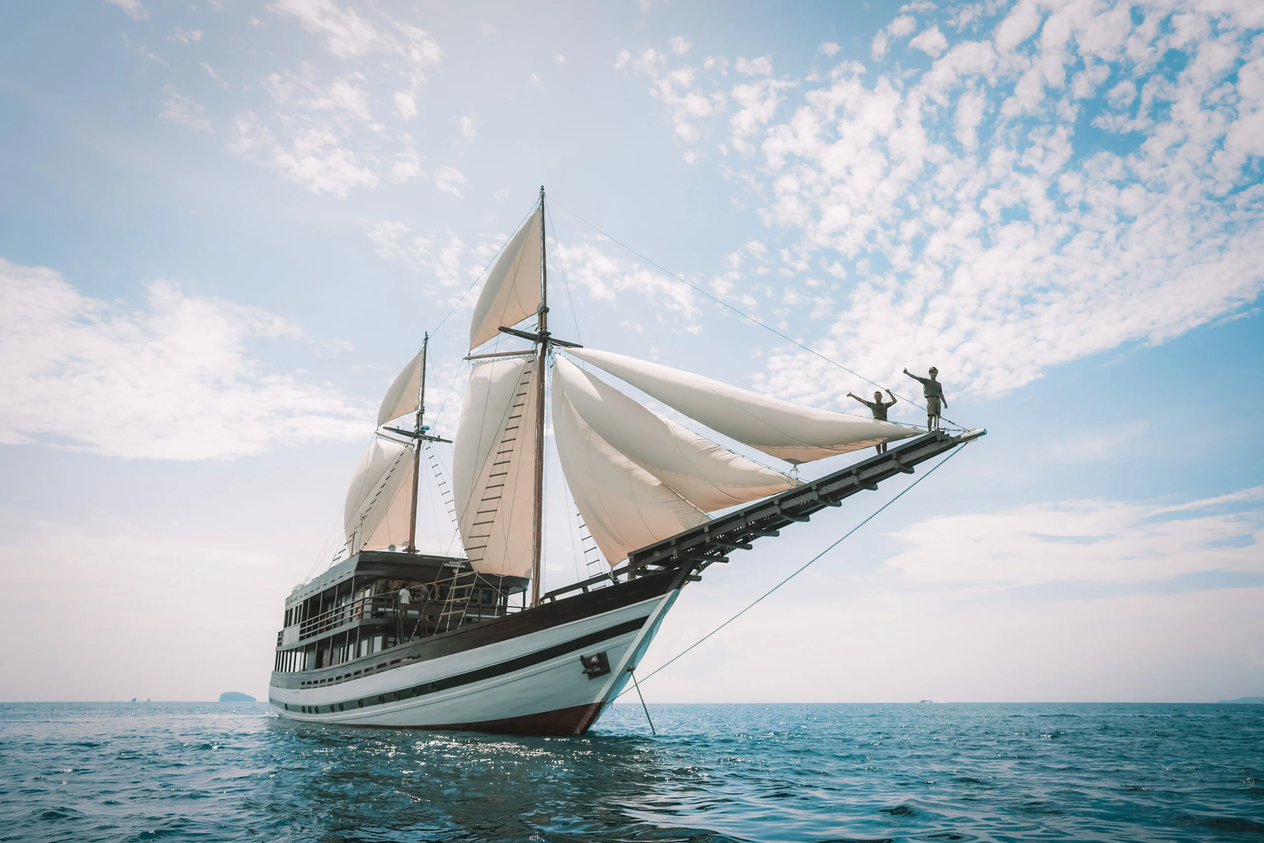 SAMSARA SAMUDRA — exterior & interior photo