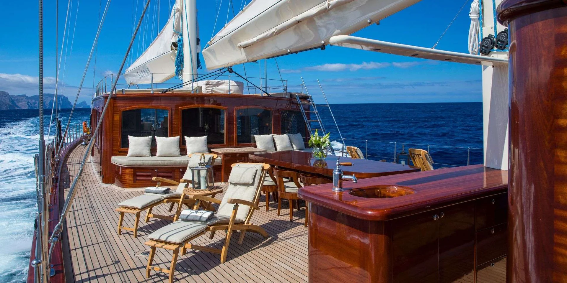 SAILING YACHT CHARTER ITALY