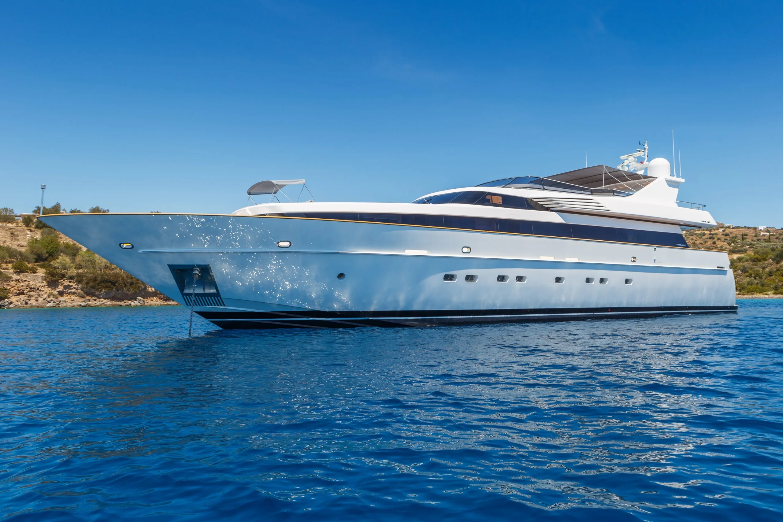 SHOOTING STAR — exterior & interior photo