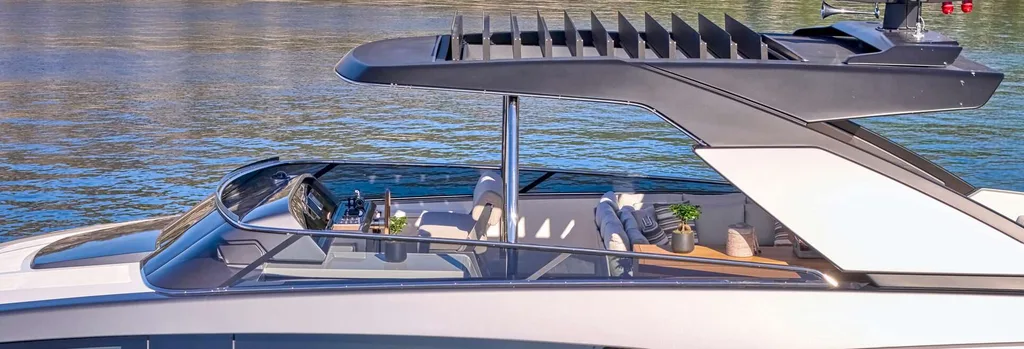 Sanlorenzo yacht charter greece akasti