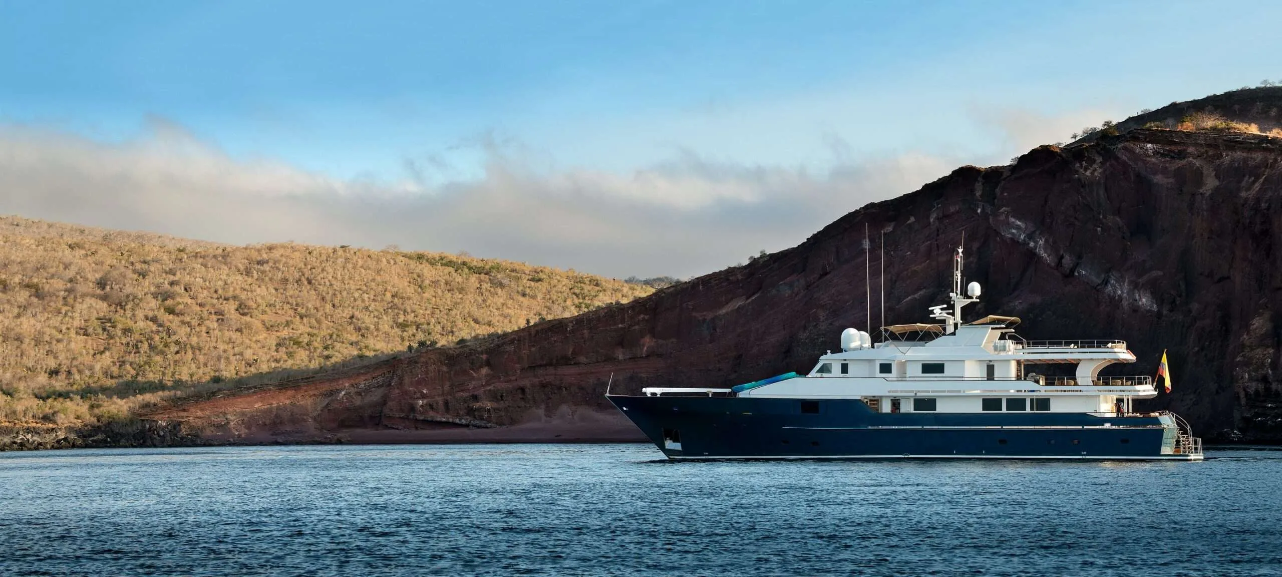 GALAPAGOS EXPLORER