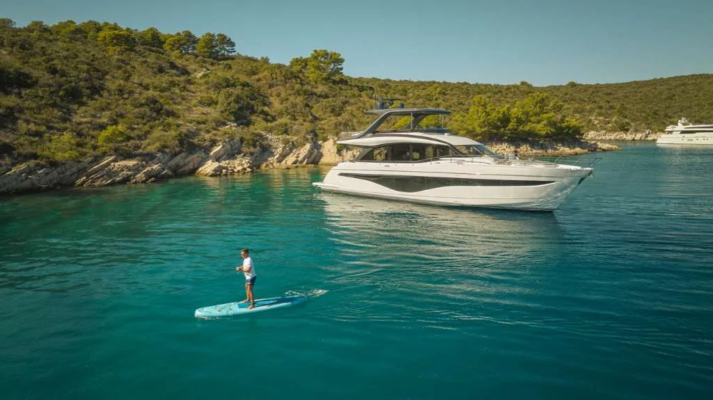 ELIZABETH Luxury Yacht Charter Croatia